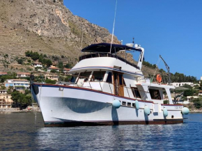 Motor Yacht Luise - B&B/Gite, Termini Imerese